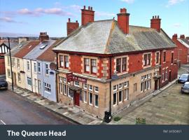 The queens head，位于滨海纽比金的酒店