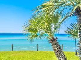 #Blue Heaven Home by halu! Villas，位于弗尔卡的海滩酒店