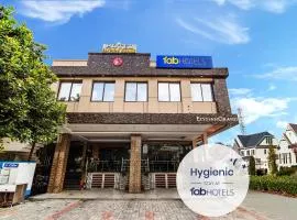 FabHotel Elysian Grand - 3 kms from Chaudhary Charan Singh International Airport Lucknow