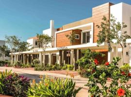 Modern House Surrounded By Nature，位于梅里达Yucatán Golf Club附近的酒店