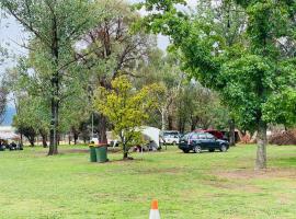 Corryong Caravan Park formally Mt Mittamatite Caravan Park，位于Corryong的酒店