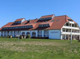 Der Landhof Seeadler，位于施托尔佩奥夫乌塞多姆的酒店