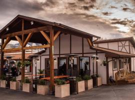 Loyal Duke Lodge，位于萨利达的酒店