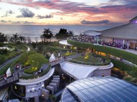 YELLO Hotel Kuta Beachwalk Bali，位于库塔库塔海滩的酒店