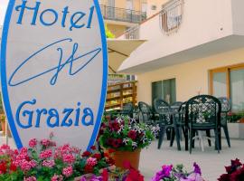 格拉西亚酒店，位于斯佩隆加的酒店