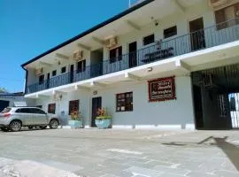 普萨达伽柔帕斯旅馆