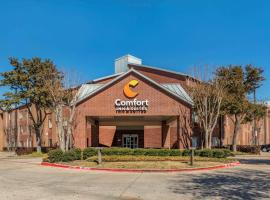 Comfort Inn & Suites North Dallas-Addison，位于达拉斯达拉斯广场的酒店