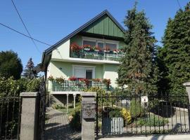 Holiday home in Gyenesdias - Balaton 40755，位于根尼斯迪亚斯的别墅