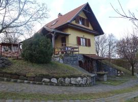 Holiday home in Koröshegy - Balaton 41048，位于Kőröshegy的酒店