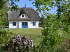 Holiday home in Poseritz - Insel Rügen 41511，位于坡瑟利特兹的酒店