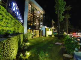 Hotel Starvilla Mount Abu，位于卜山的酒店