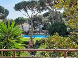 Apartamento de standing Calella de Palafrugell，位于卡莱利亚德帕拉弗鲁赫尔的酒店