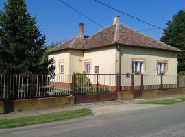 Holiday home Abadszalok/Theiss-See 27793，位于奥巴曹洛克的别墅