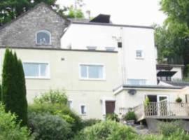 The Mill Glynhir，位于Llandybie的酒店