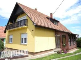 Apartment Balatonbereny 9