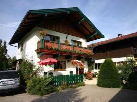 Holiday home Strobl/Salzburger Land 103，位于Weissenbach的度假屋