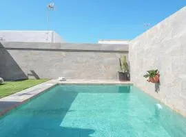 Casa Clavel con piscina privada