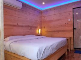 O'MIGUEL CLIFF TOP BAR AND KITCHEN，位于Quepem的酒店