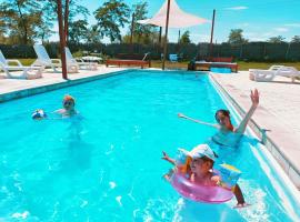 La Salcia Linistita - Murighiol，位于穆里吉奥尔的带泳池的酒店