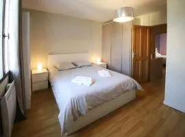 Maison tendance avec jardin, centre village, Alpilles, familles