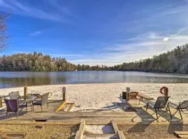 Sunny Newland Cabin with Private Deck and Shared Beach