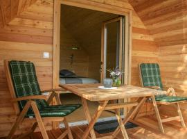 Glamping Kranjc，位于科巴里德的豪华帐篷营地