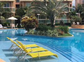 Apartamento Palm Beach - 300m Beach Park，位于阿奎拉兹的酒店