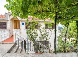 Apartment in Vrbnik/Insel Krk 13622