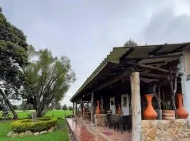 GhuRu Hotel Campestre