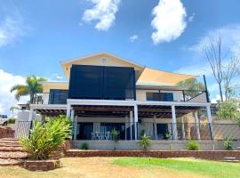 Hydeaway Retreat Beach House - Hydeaway Bay，位于Hideaway Bay的酒店