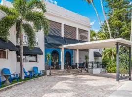 The Landon Bay Harbor-Miami Beach