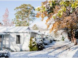 Discovery Parks - Jindabyne，位于金德拜恩的带停车场的酒店