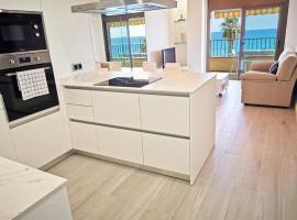 Apartaments Primera Linea Torre Valentina，位于圣安东尼奥·德·卡隆的酒店