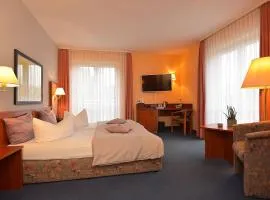 维拉老城河畔酒店