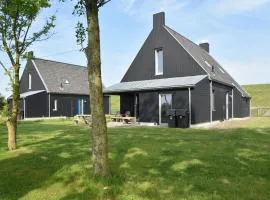 Detached villa on the Zeedijk with view