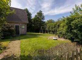 Graceful Holiday Home in Vrouwenpolder with Garden