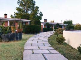 Las Villas Country House，位于San Pedro Ecatepec的酒店