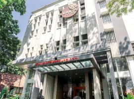 Kalya Hotel Bandung Dago，位于万隆达戈区的酒店