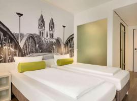 弗莱堡速8酒店，位于弗莱堡的住宿