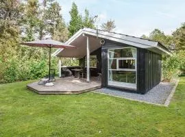 Five-Bedroom Holiday home in Juelsminde 1