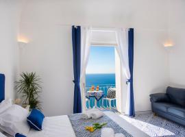 Le Ali sul Mare,near elevator, few steps,parking，位于波西塔诺的酒店