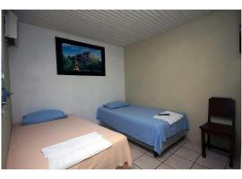 Hotel El Castillo de P.B.，位于巴里奥斯港的酒店