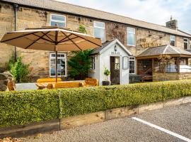 村落住宿加早餐旅馆，位于Longframlington的酒店