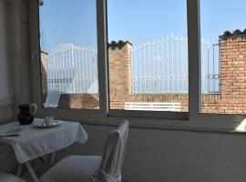 L' incantevole paesaggio della laguna di Murano，位于穆拉诺穆拉诺岛附近的酒店