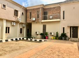 House 56 Hotel and Suites，位于Idiomo的酒店