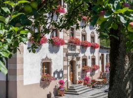 Gasthof Löwen by Hotel Montafoner Hof，位于施伦斯的酒店