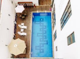 Urbanest Inn House Slipi，位于雅加达的酒店