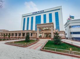 OydinPlaza Hotel，位于纳曼干的酒店
