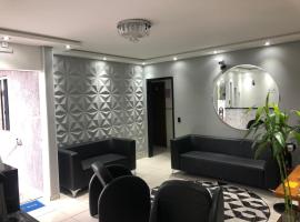 Hotel Copacabana，位于阿劳卡里亚的酒店