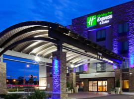 Holiday Inn Express and Suites Rochester West-Medical Center by IHG